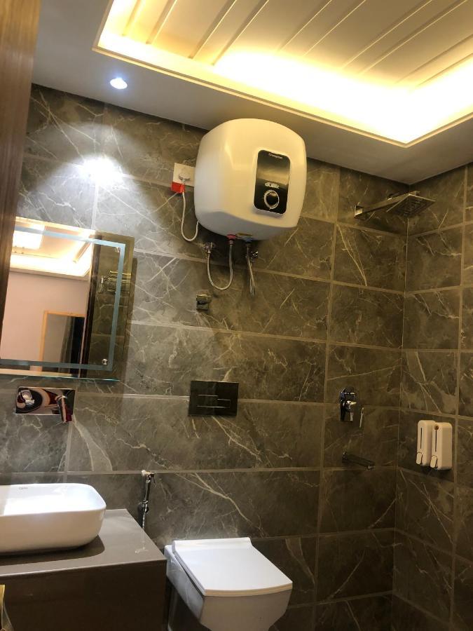The Westberry 50Mtrs Offroading And 50 Mtrs Nature Path Bed & Breakfast Shimla Exterior foto