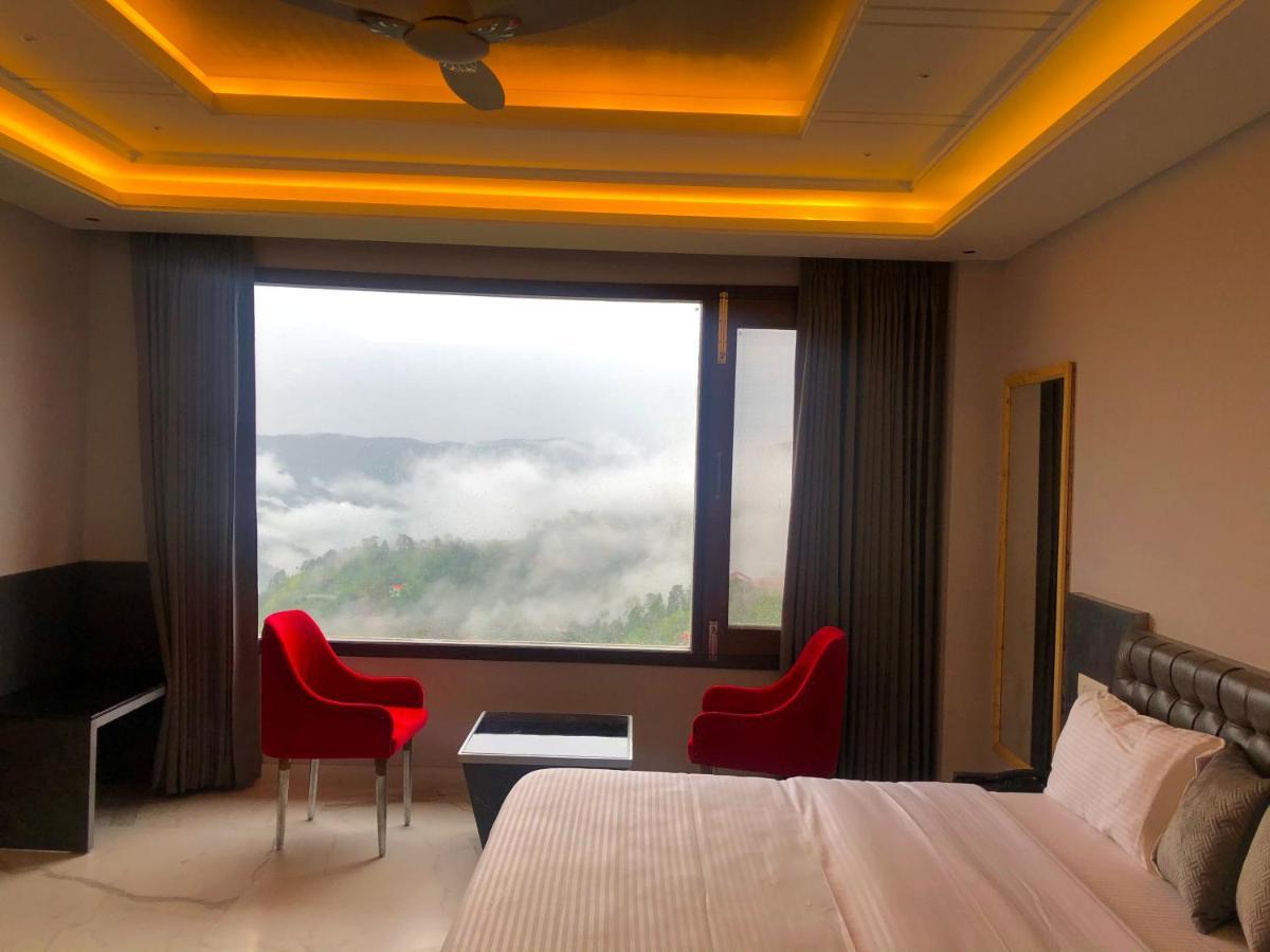The Westberry 50Mtrs Offroading And 50 Mtrs Nature Path Bed & Breakfast Shimla Exterior foto