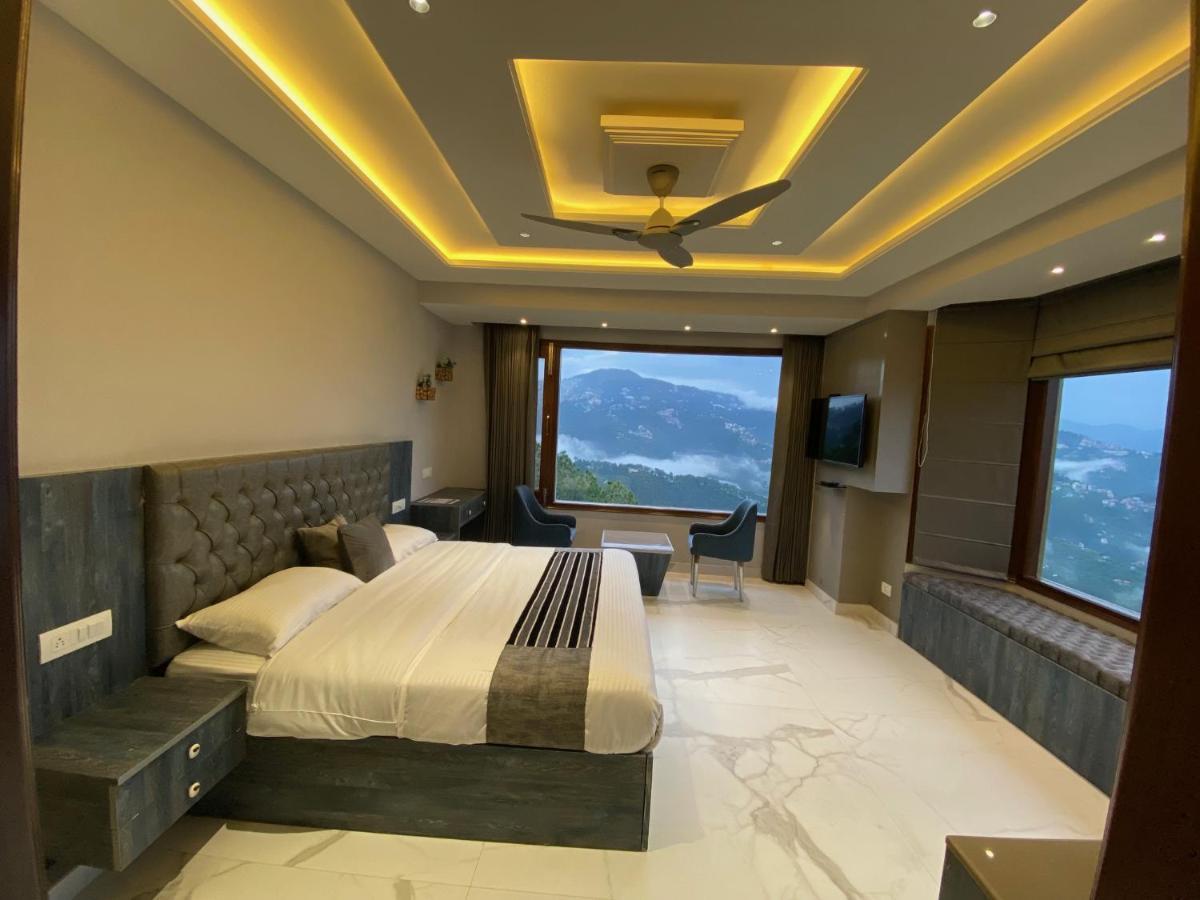 The Westberry 50Mtrs Offroading And 50 Mtrs Nature Path Bed & Breakfast Shimla Exterior foto