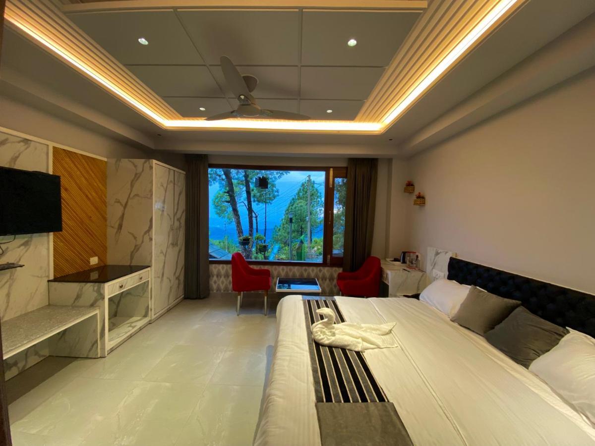 The Westberry 50Mtrs Offroading And 50 Mtrs Nature Path Bed & Breakfast Shimla Exterior foto